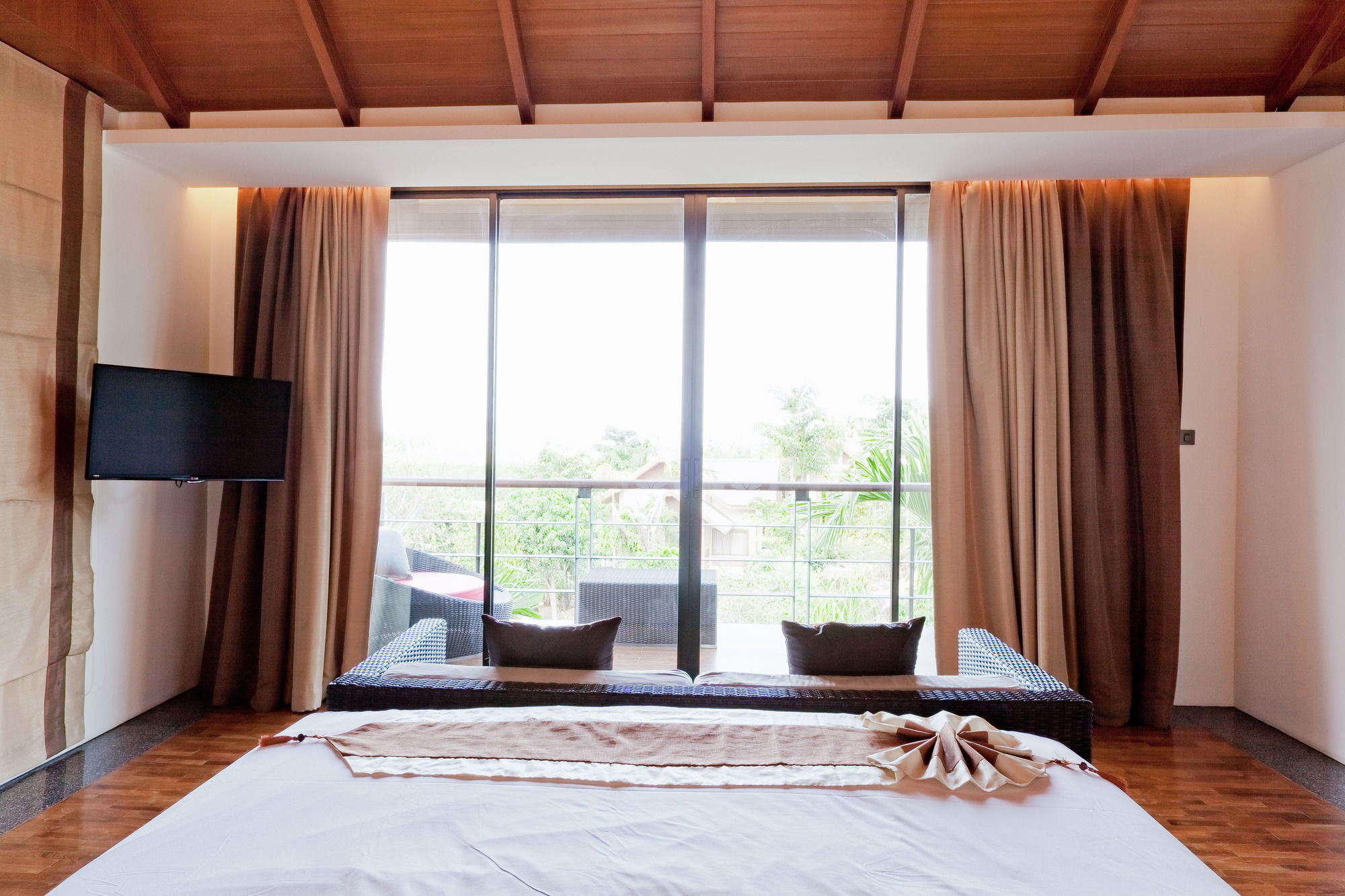 Hotel Zen Premium Chalong Phuket Exterior foto